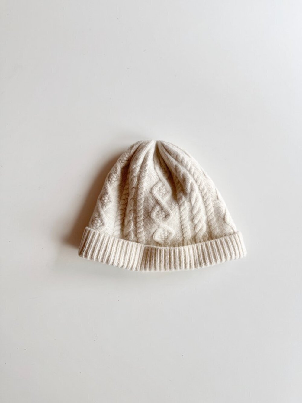 Aritzia WILFRED Ivory Merino Wool Cotton Blend Cable Knit Beanie Hat, One Size